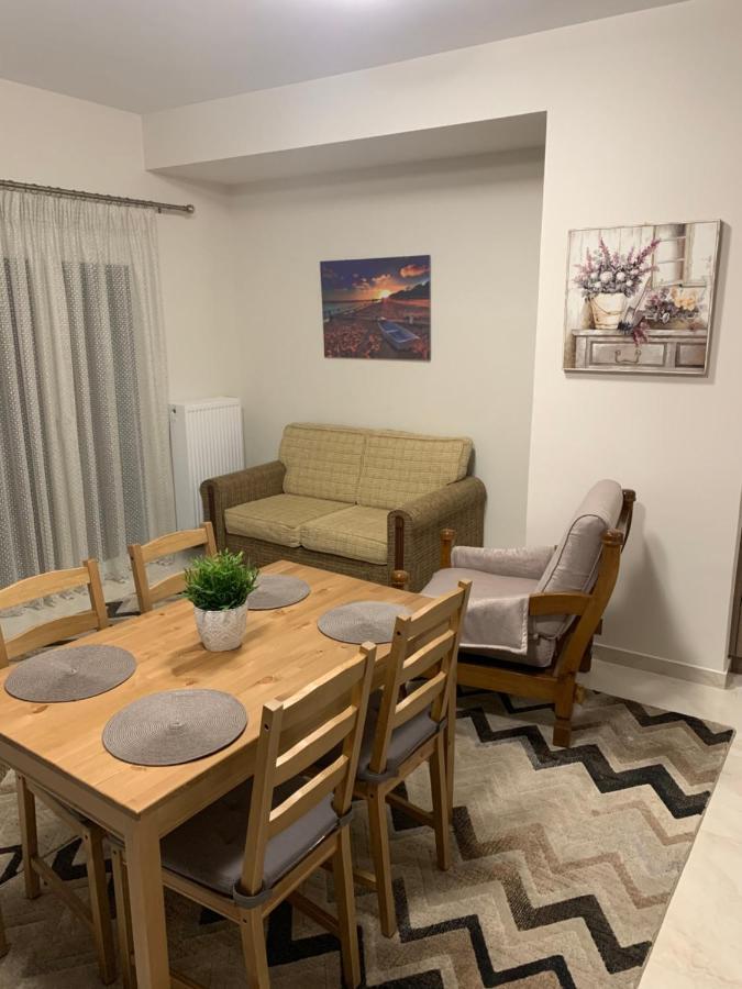 Renovated Apartment In The Center Of Larisa エクステリア 写真